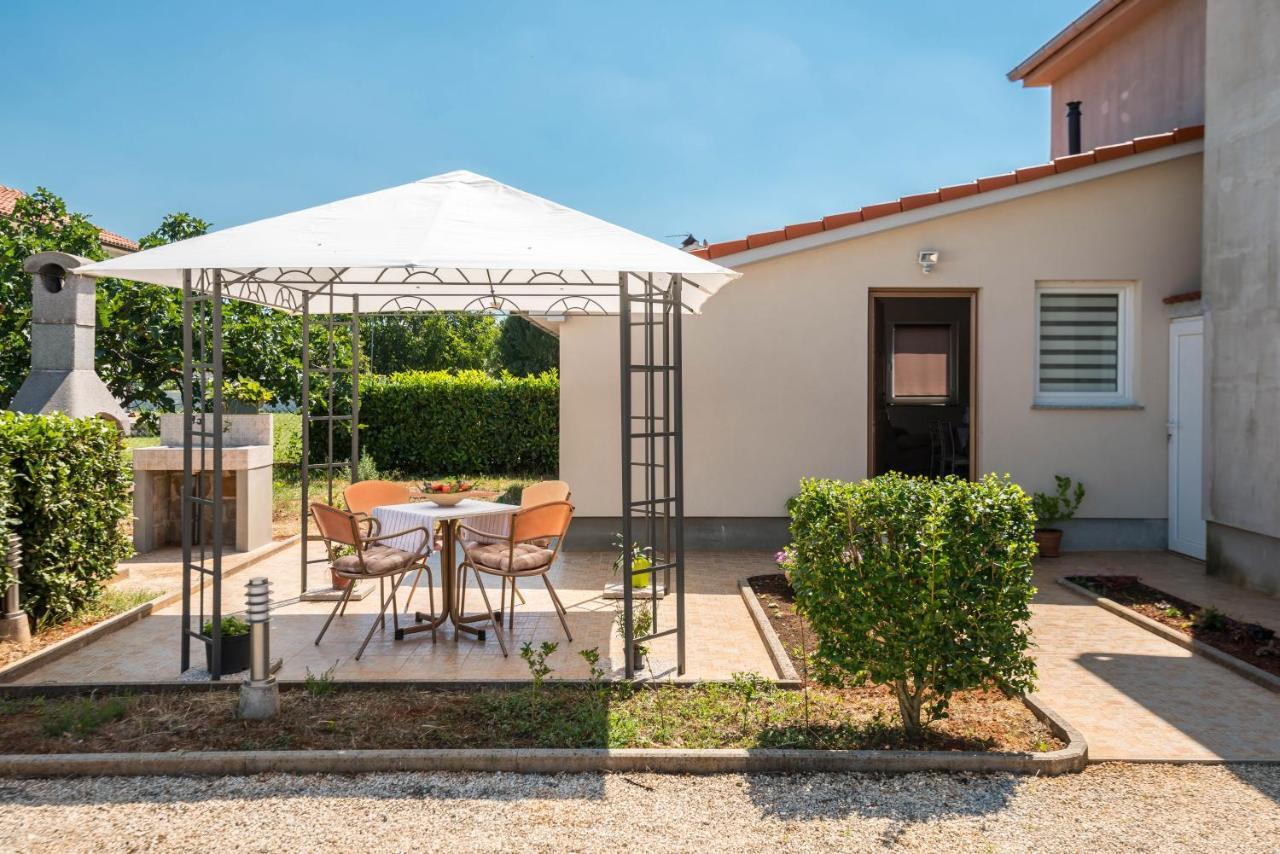 Apartment Radeki Glavica 112B Loborika Εξωτερικό φωτογραφία